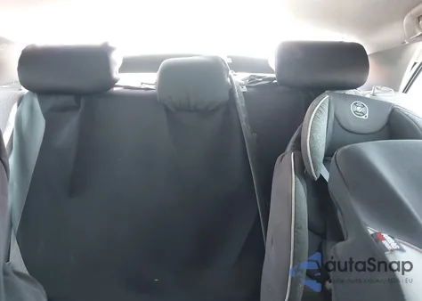 2011 Toyota Camry Le z USA, uszkodzony, nr VIN 4T1BF3EK1BU625923